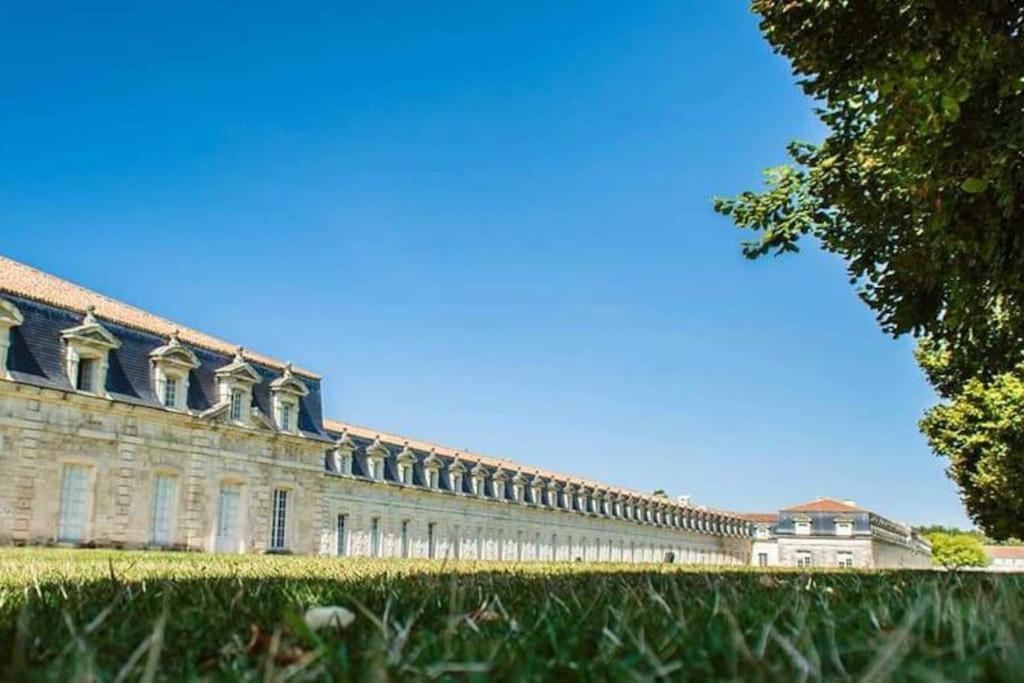 Gite Des Huskys Villa Tonnay-Charente Exterior foto