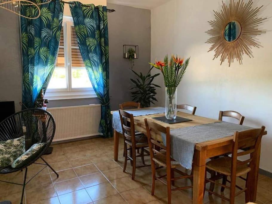 Gite Des Huskys Villa Tonnay-Charente Exterior foto